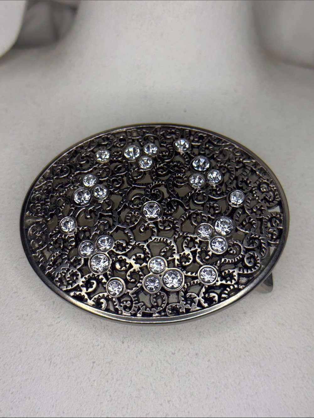 Oval Filigree Rhinestone Belt buckle